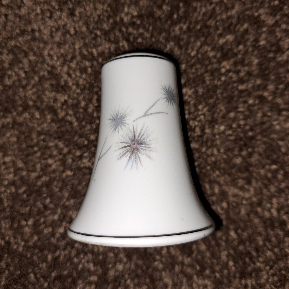 Vintage Creative Fine China Platinum Starburst Salt&Pepper Shakers from Japan. - Picture 2 of 6